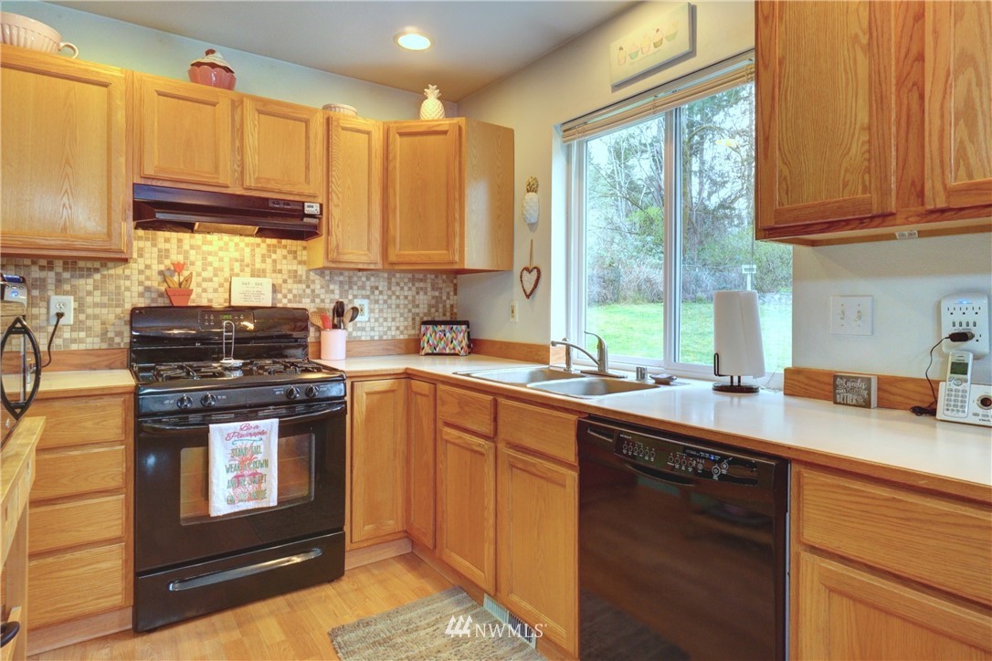 4280 Phillips Road Southeast Port Orchard, WA 98366 - Photo 14 of 28 Gallery Image 14