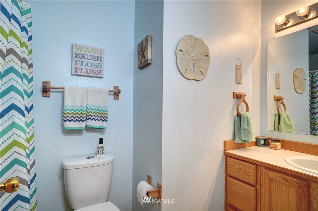 4280 Phillips Road Southeast Port Orchard, WA 98366 - Photo 16 of 28 Gallery Image 16