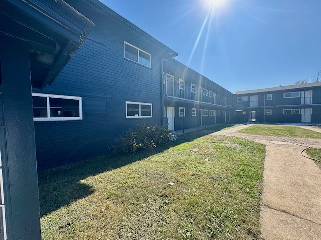 4706 Yellowstone Boulevard, Unit 12 Houston, TX 77021 - Photo 14 of 23 a view of swimming pool of the house