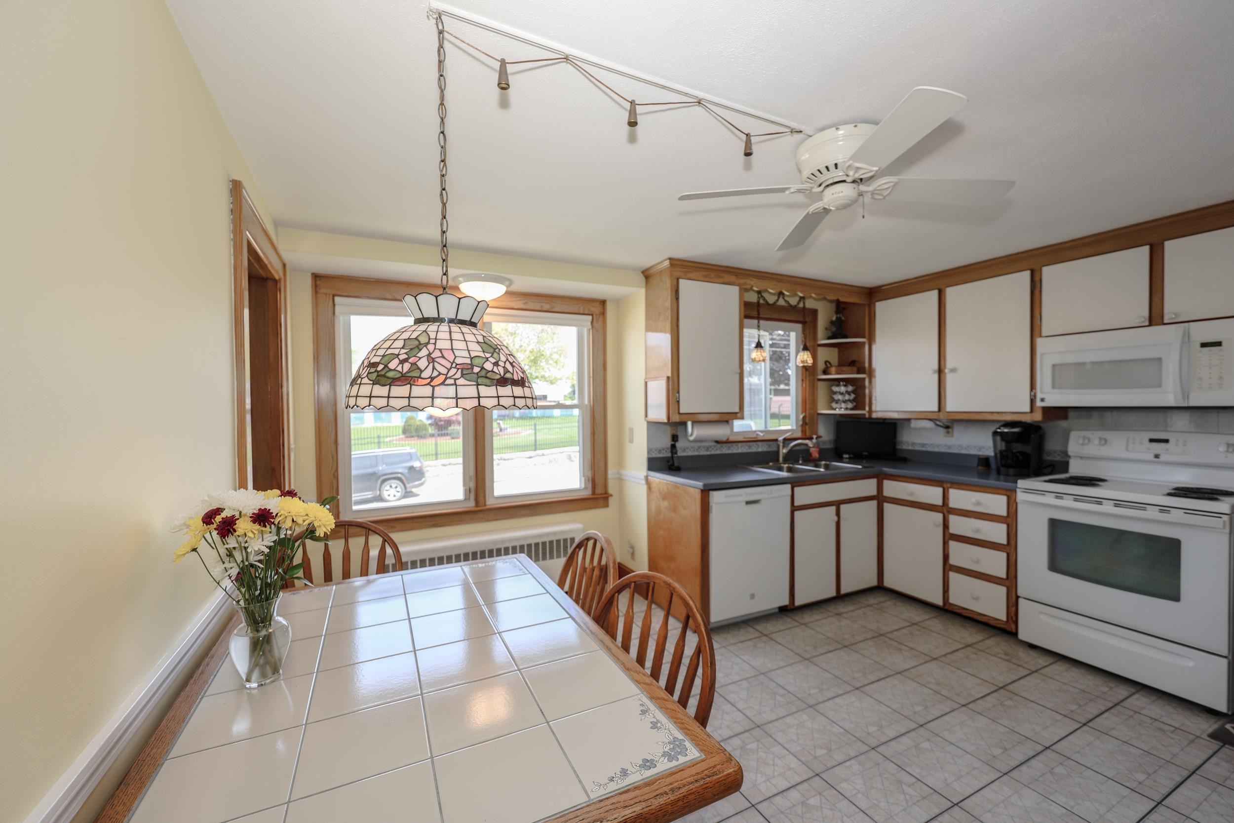 36 Alsace Street Manchester, NH 03102 - Photo 10 of 43