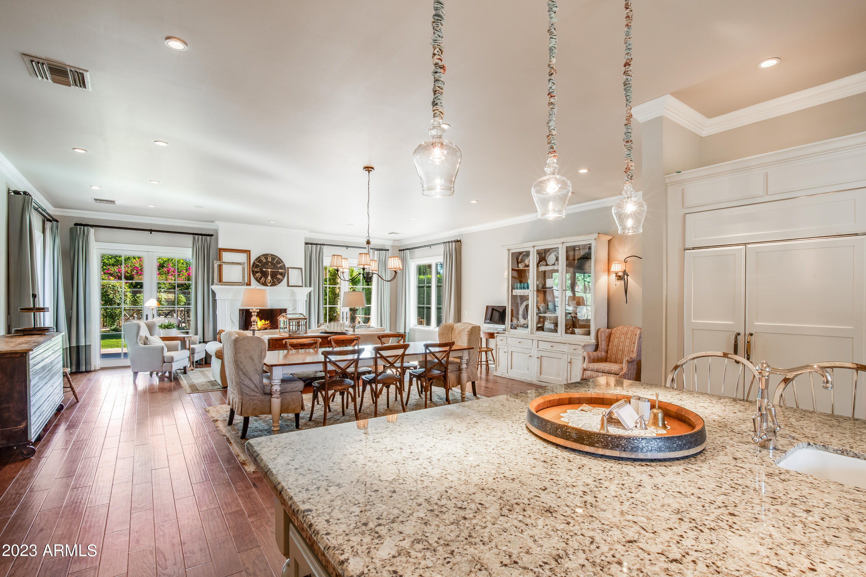 201 West Lamar Road Phoenix, AZ 85013 - Photo 11 of 51 Kitchen