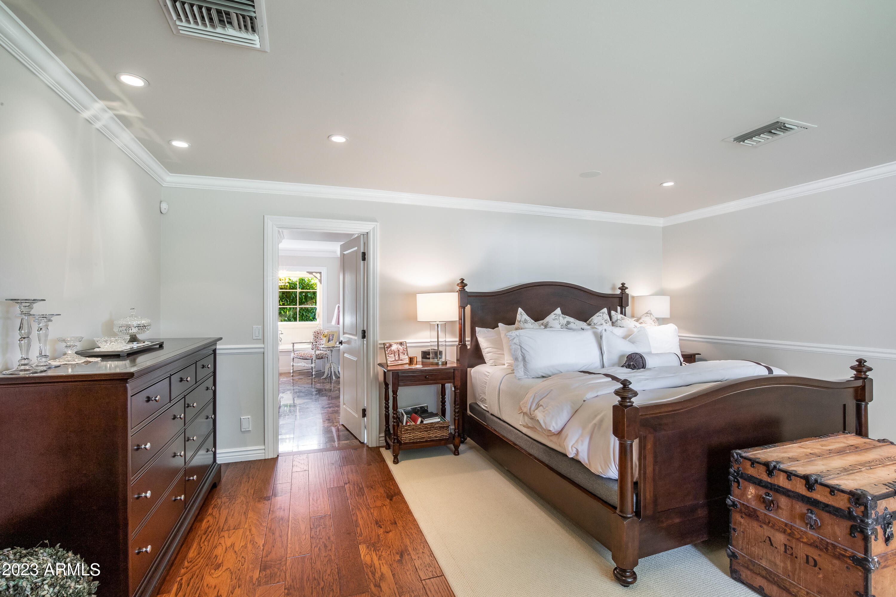 201 West Lamar Road Phoenix, AZ 85013 - Photo 15 of 51 Primary bedroom