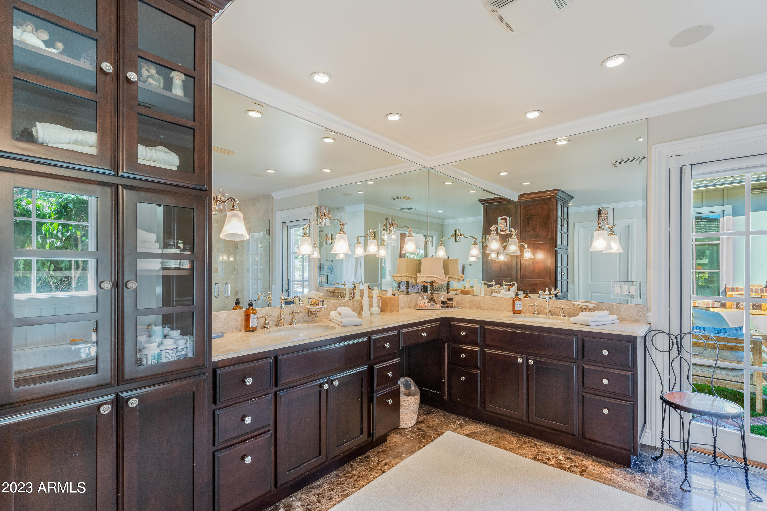 201 West Lamar Road Phoenix, AZ 85013 - Photo 19 of 51 Primary bathroom