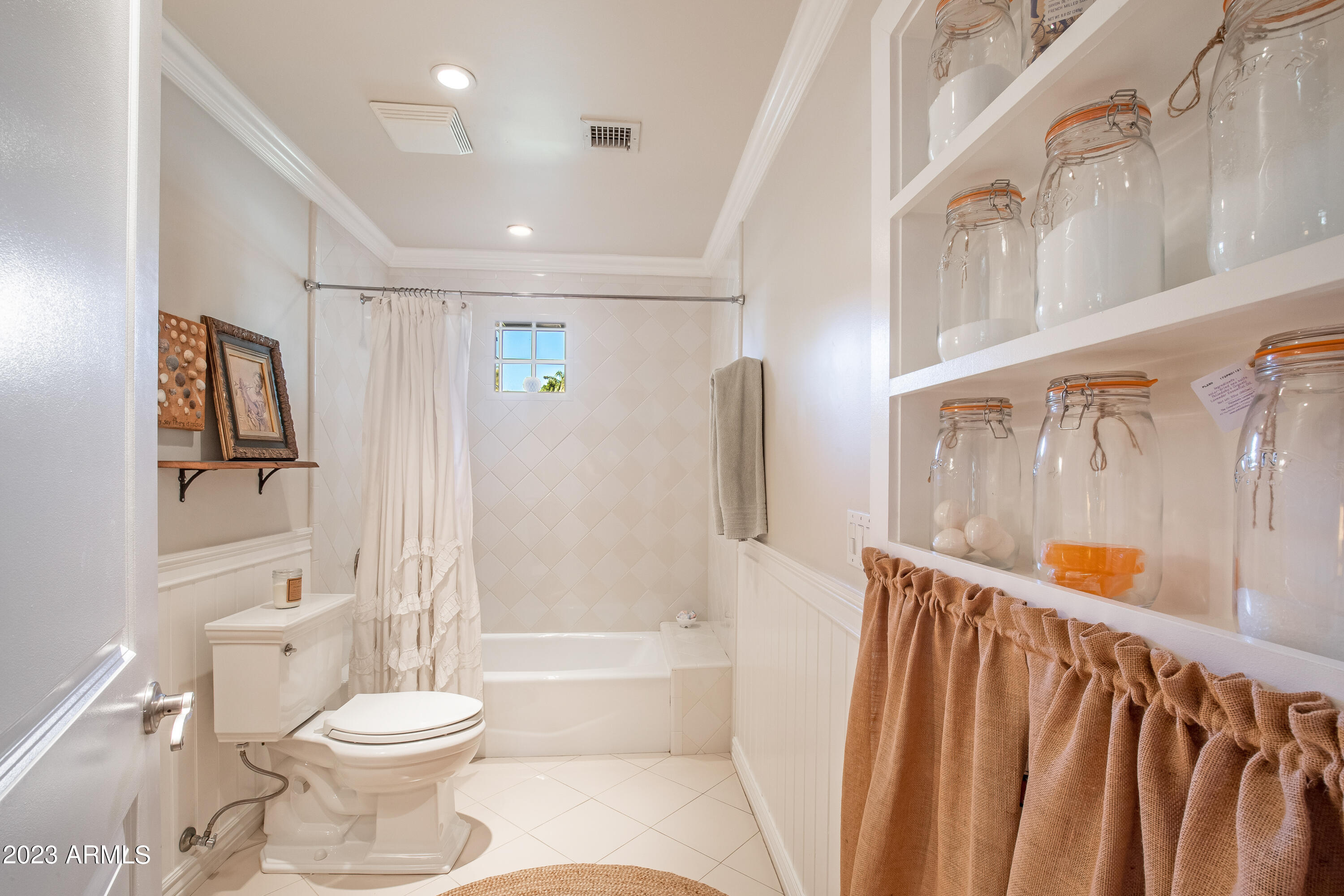 201 West Lamar Road Phoenix, AZ 85013 - Photo 31 of 51 Bathroom 4