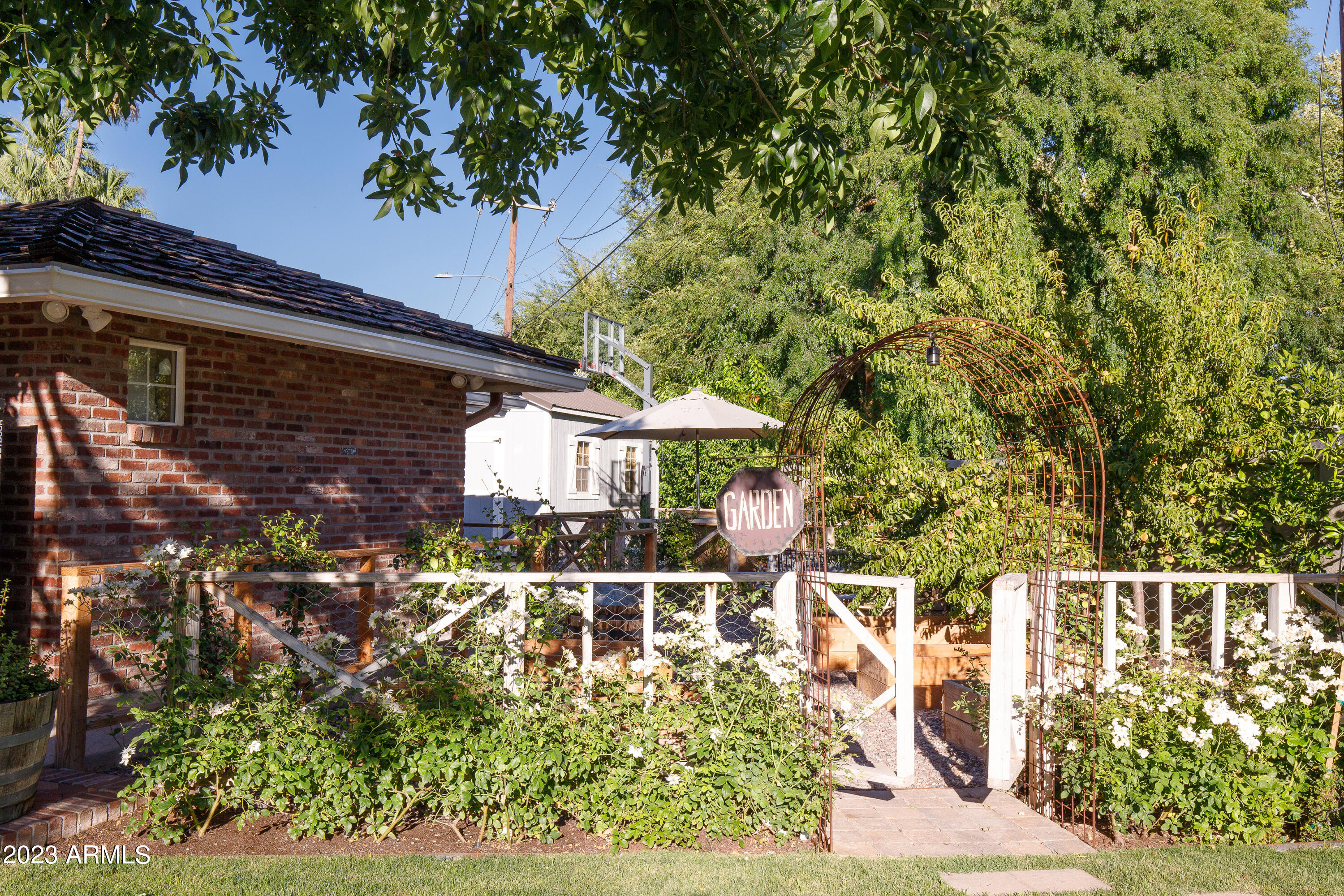 201 West Lamar Road Phoenix, AZ 85013 - Photo 44 of 51 Garden