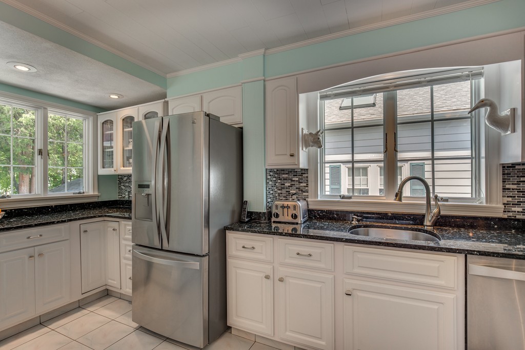12 Whitman Road Medford, MA 02155 - Photo 14 of 28 Gallery Image 14