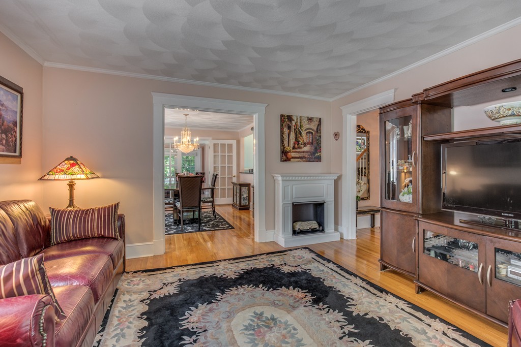 12 Whitman Road Medford, MA 02155 - Photo 7 of 28 Gallery Image 7