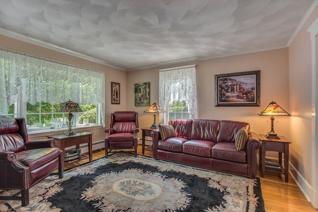 12 Whitman Road Medford, MA 02155 - Photo 8 of 28 Gallery Image 8