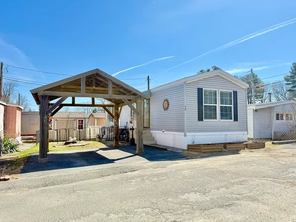 $96,900 | 868 Southampton Road, Unit 54, Westfield, MA 01085