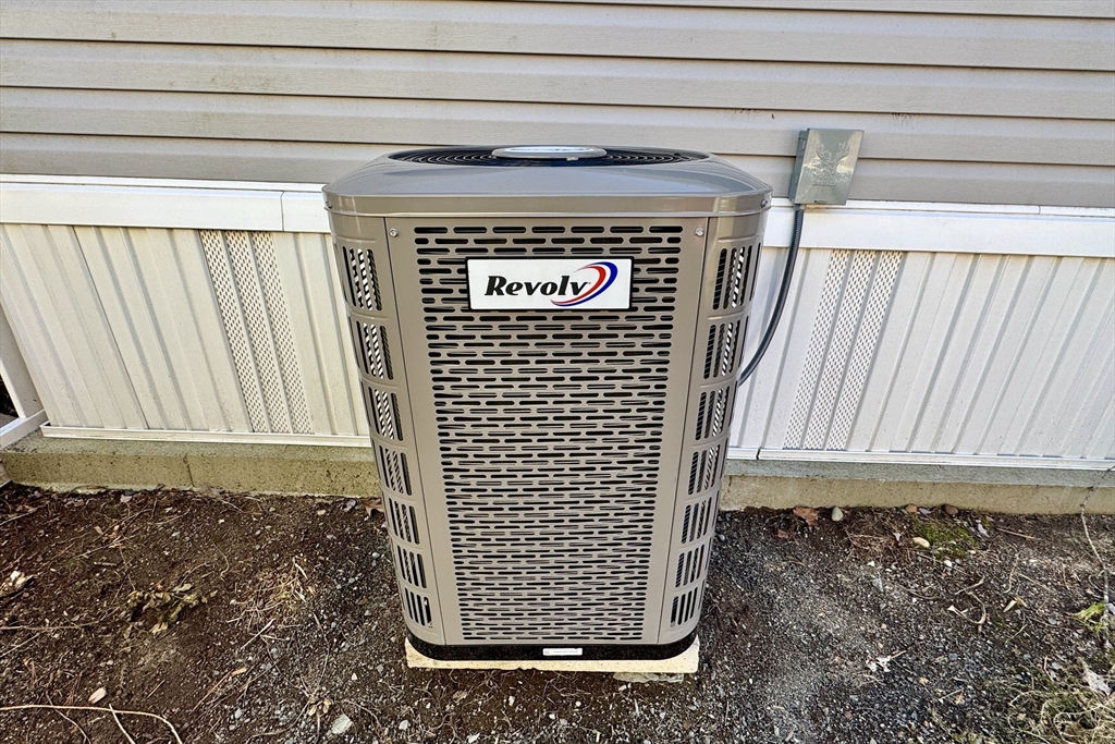 868 Southampton Road, Unit 54 Westfield, MA 01085 - Photo 13 of 17