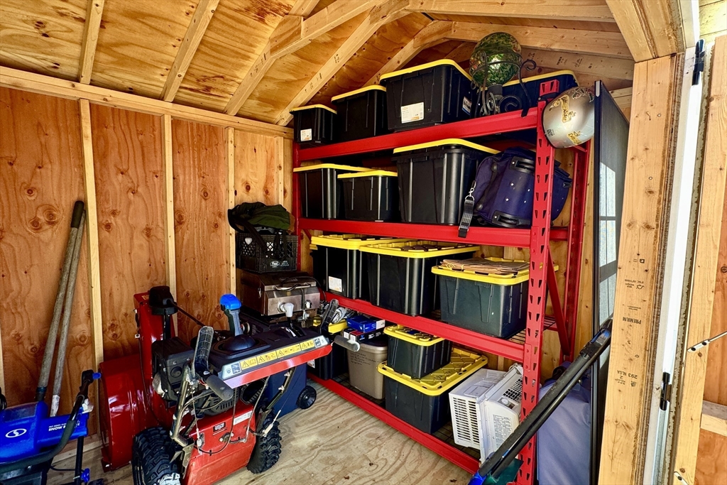 868 Southampton Road, Unit 54 Westfield, MA 01085 - Photo 15 of 17