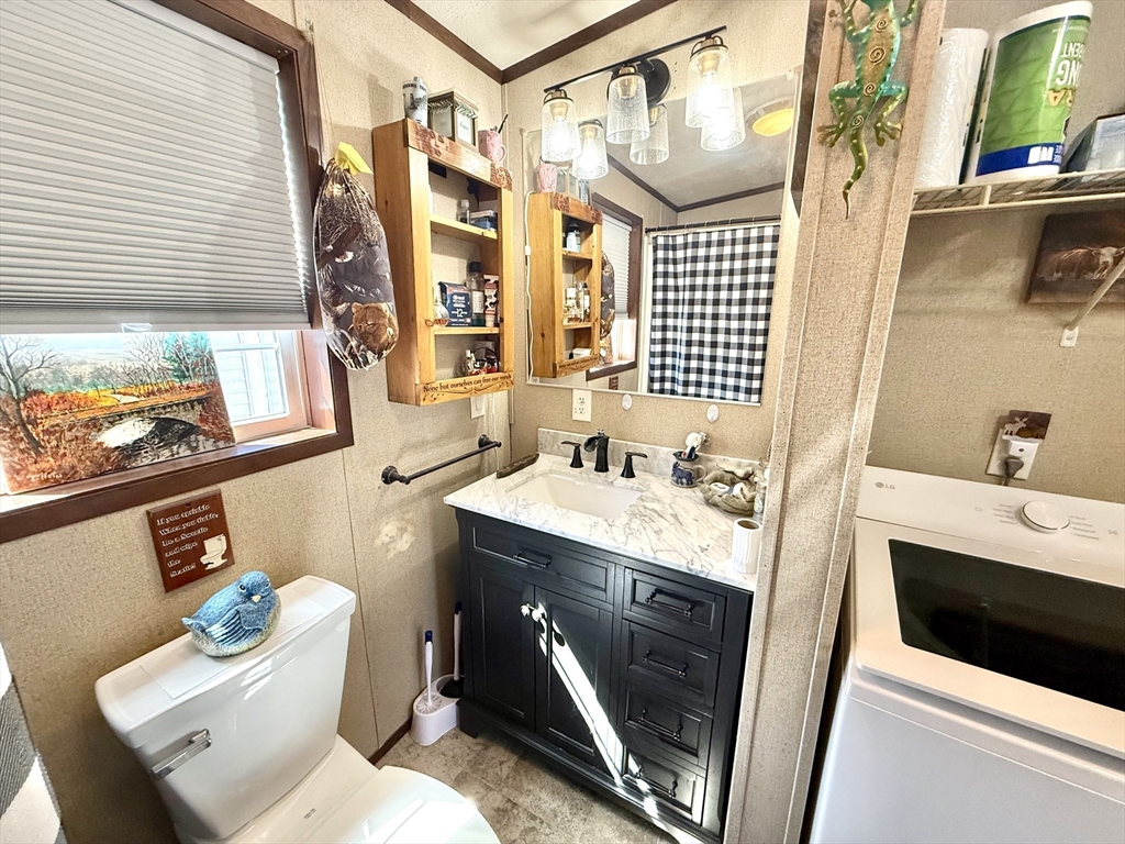 868 Southampton Road, Unit 54 Westfield, MA 01085 - Photo 10 of 17