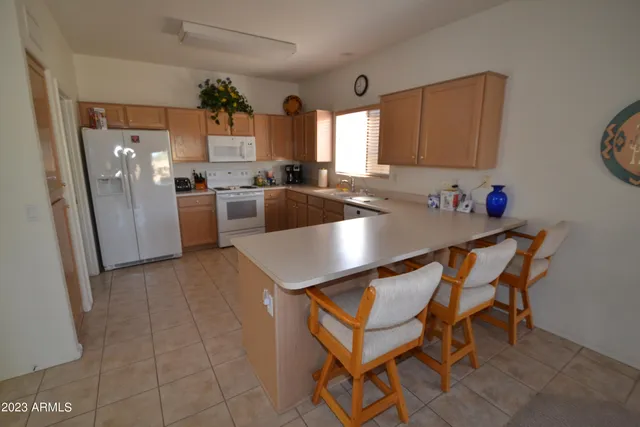 $3,000 | 19910 North 110th Lane, Sun City, AZ 85373
