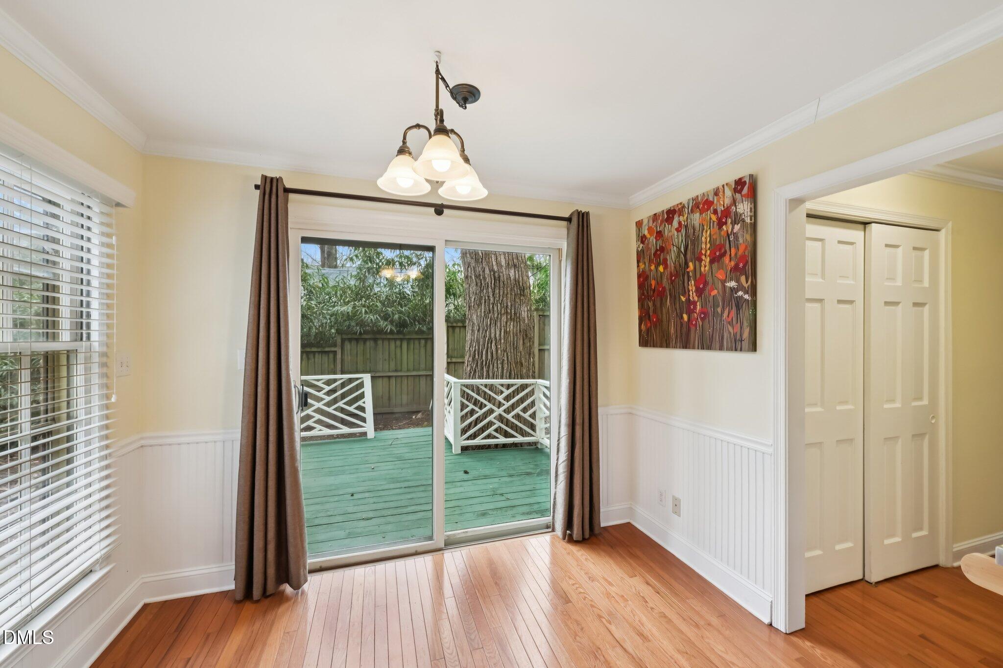 409 Smith Avenue, Unit 105 Chapel Hill, NC 27516 - Photo 9 of 31 11-web-or-mls-Smith Ave 5-S2102-011