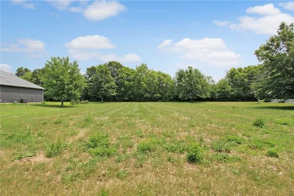 $32,500 | 13 Chestnut Run, Mattoon, IL 61938