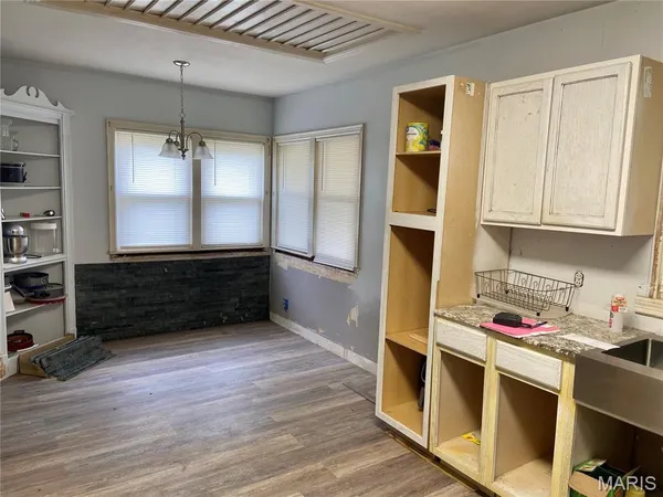 $109,000 | 803 North Walnut Street, Steele, MO 63877