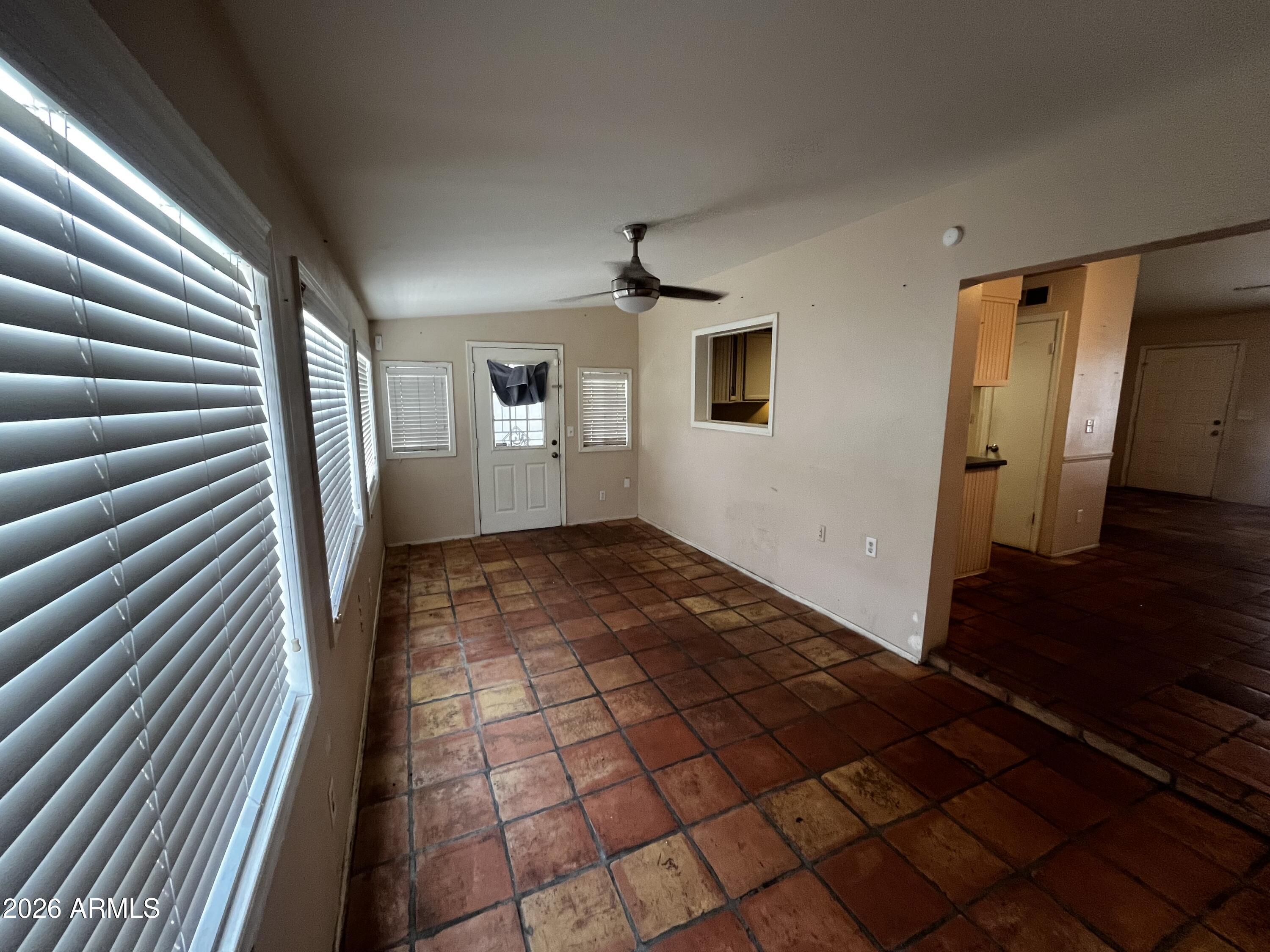 5922 West Hearn Road Glendale, AZ 85306 - Photo 13 of 45 angle from front