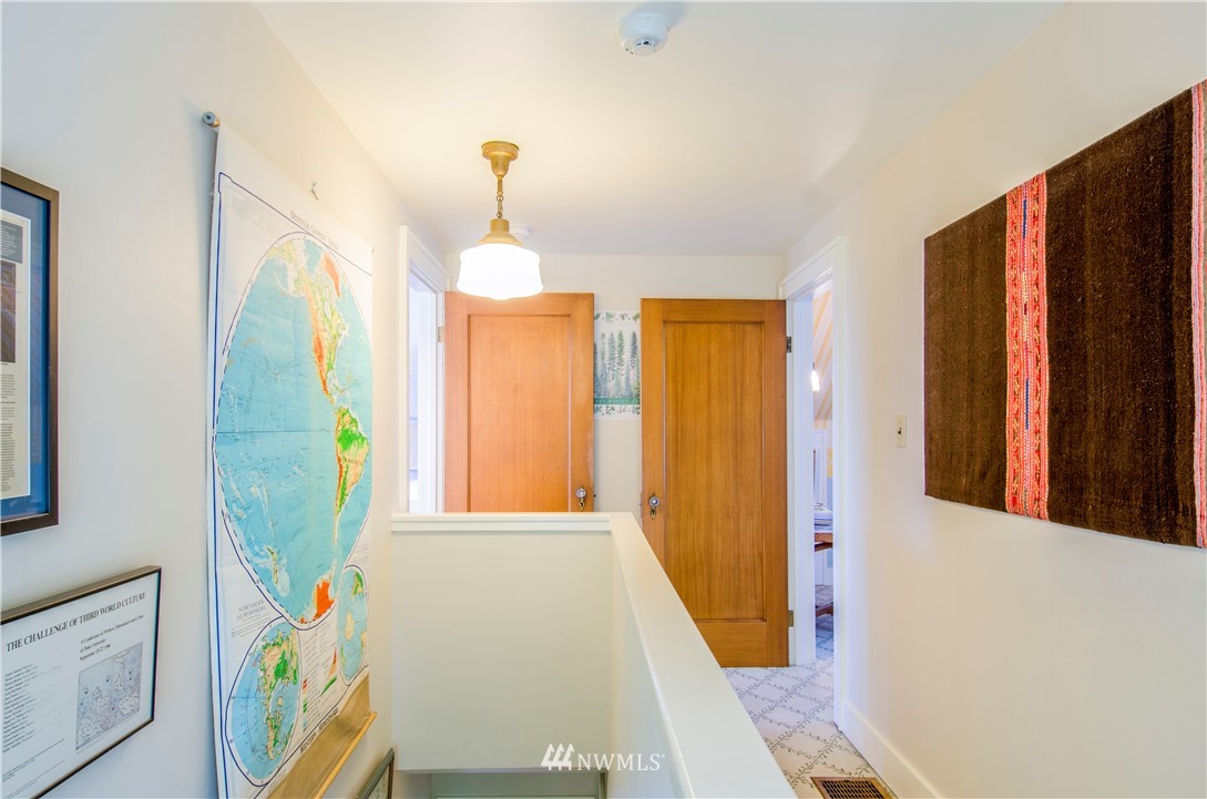 4121 Southwest Frontenac Street Seattle, WA 98136 - Photo 12 of 25