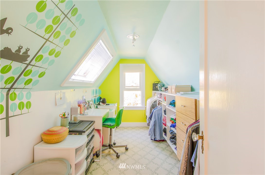 4121 Southwest Frontenac Street Seattle, WA 98136 - Photo 14 of 25