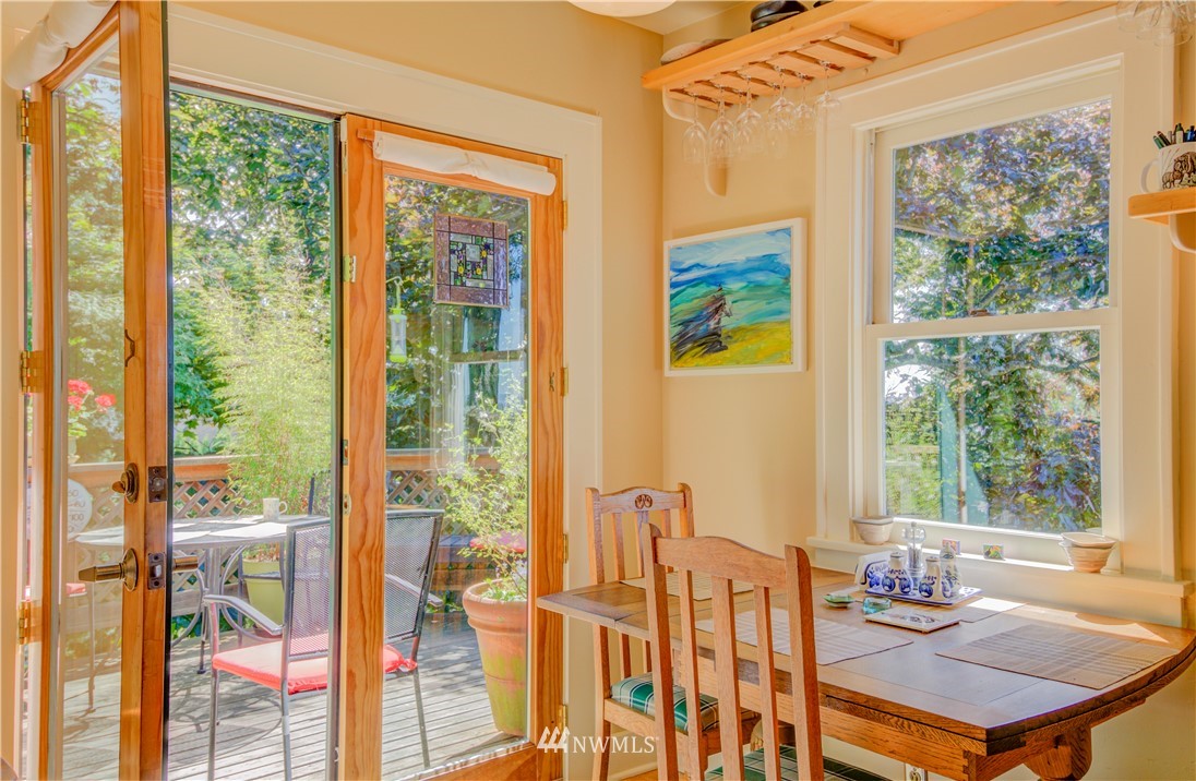 4121 Southwest Frontenac Street Seattle, WA 98136 - Photo 6 of 25