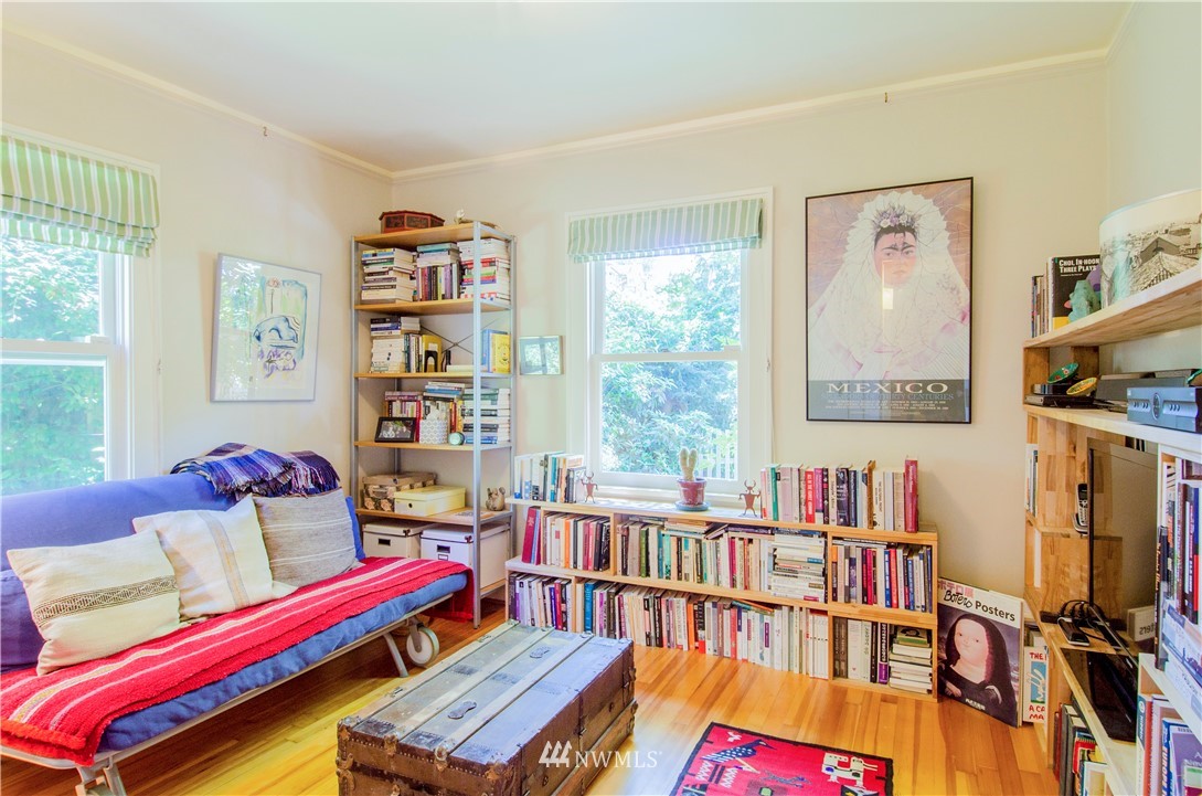 4121 Southwest Frontenac Street Seattle, WA 98136 - Photo 10 of 25