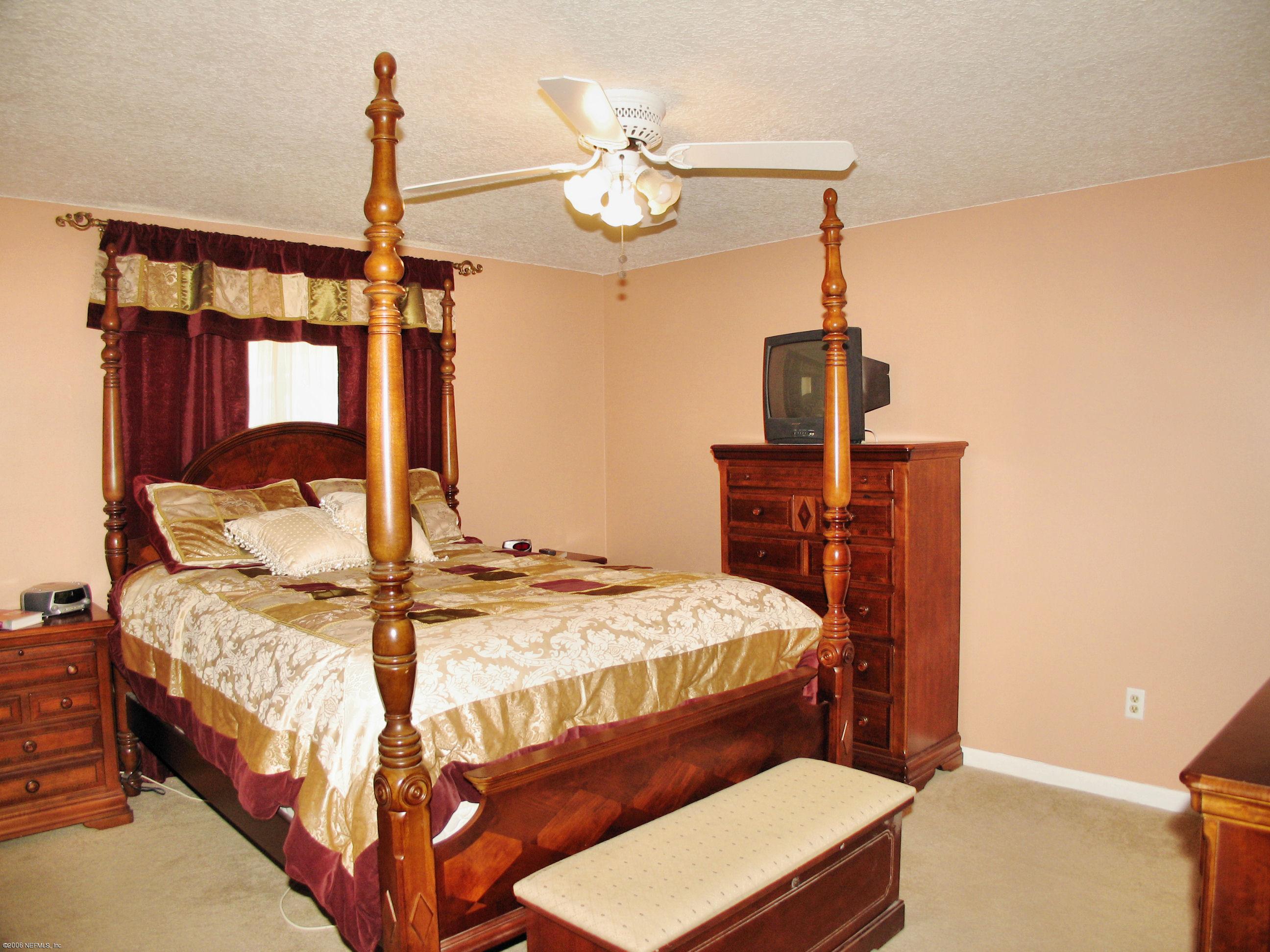 8611 Moss Haven Road Jacksonville, FL 32221 - Photo 4 of 6 Master Bedroom-VG