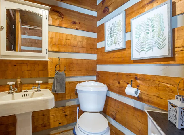 $675,000 | 10802 Spirit Lake Road, Grantsburg, WI 54840