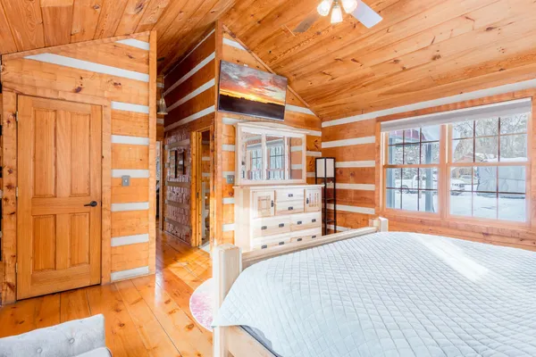 $660,000 | 10802 Spirit Lake Road, Grantsburg, WI 54840