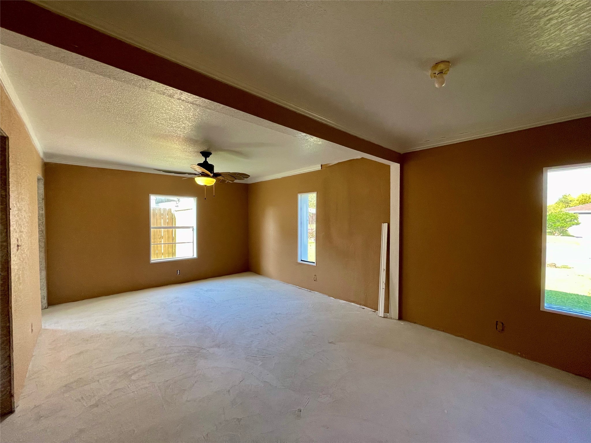 903 West 8th Street Freeport, TX 77541 - Photo 12 of 20 a view of empty room with windows