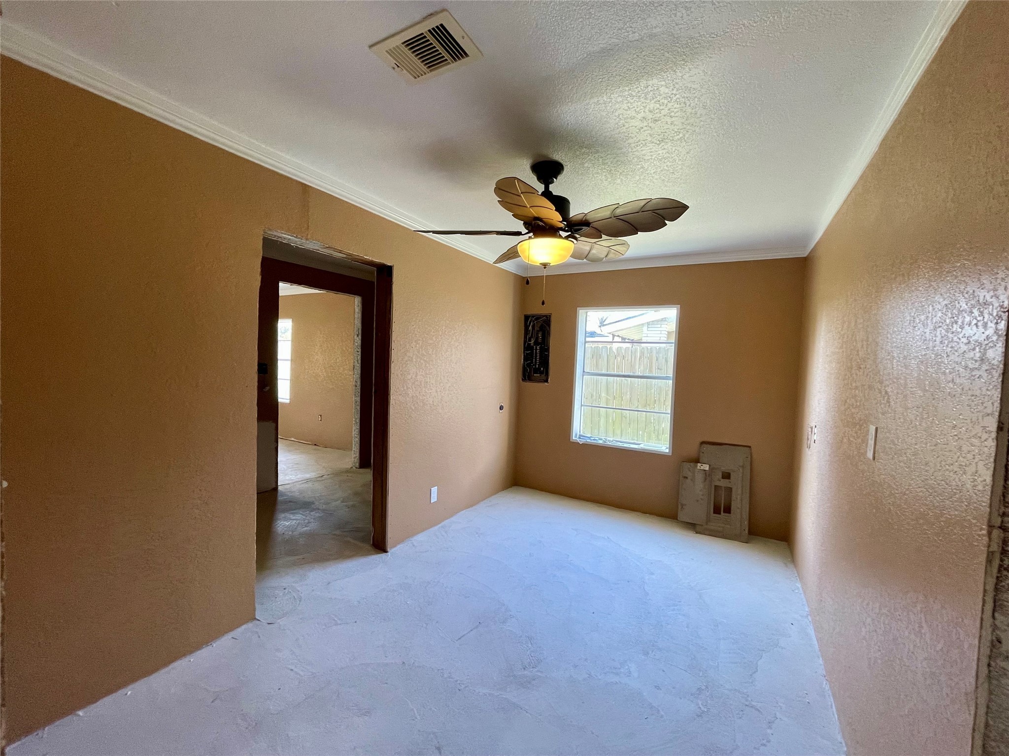 903 West 8th Street Freeport, TX 77541 - Photo 10 of 20 a view of an empty room with a window