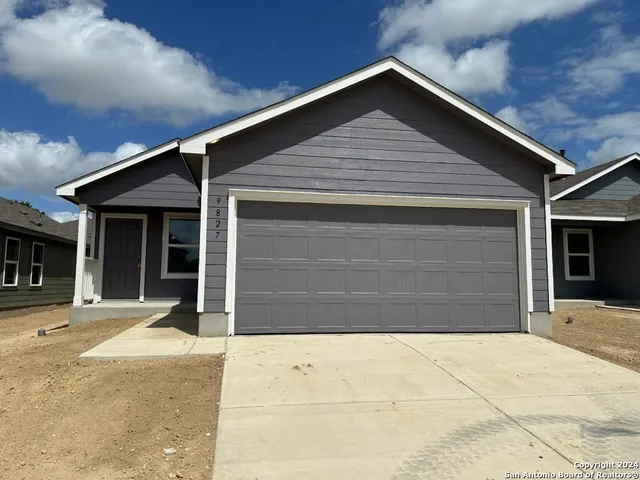 $2,100 | 9827 Carome Ml Drive, San Antonio, TX 78254