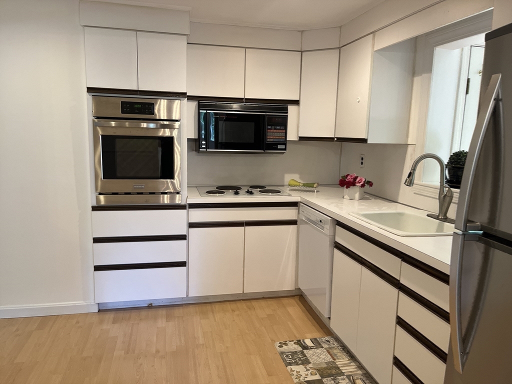 11 Pine Ridge Road North Reading, MA 01864 - Photo 8 of 38 Gallery Image 8