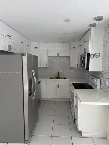 $2,800 | 14311 Southwest 96th Street, Unit 304, Miami, FL 33186
