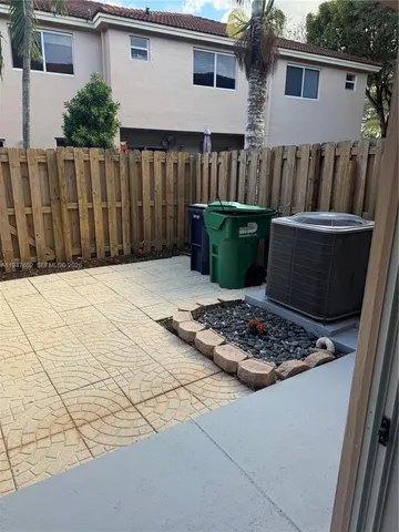 $2,800 | 14311 Southwest 96th Street, Unit 304, Miami, FL 33186