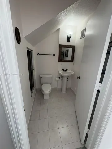 $2,800 | 14311 Southwest 96th Street, Unit 304, Miami, FL 33186