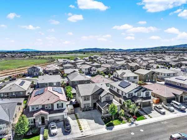 $885,000 | 4037 Crane Court, Vacaville, CA 95688