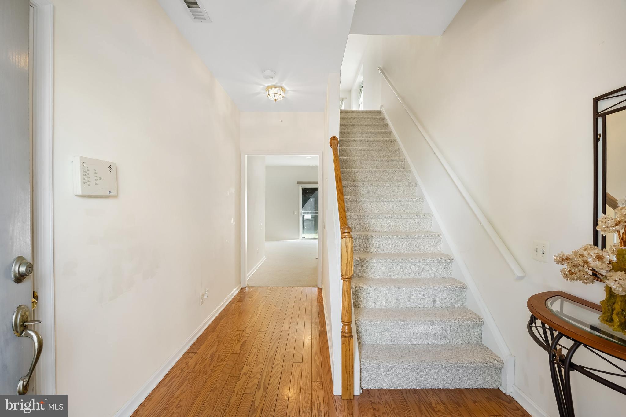 17 Weatherly Road Delran, NJ 08075 - Photo 8 of 33 Gallery Image 8