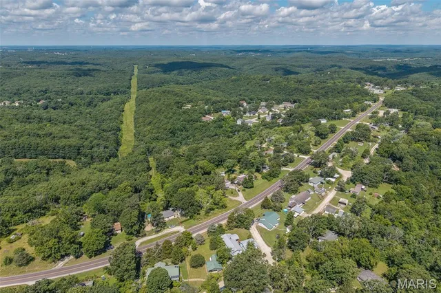 $30,000 | 21409 Highway 28, Dixon, MO 65459