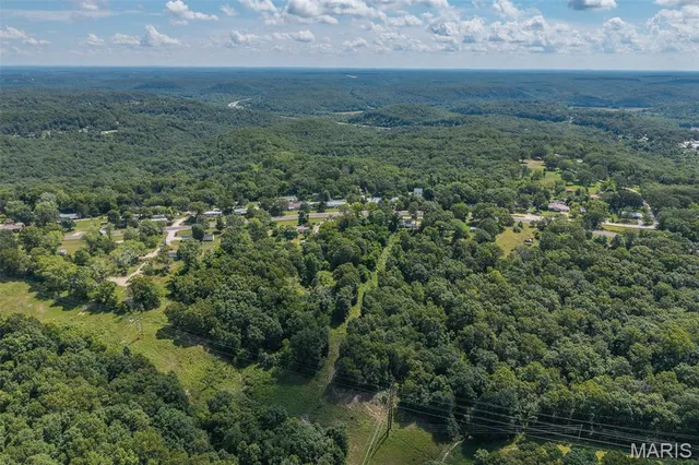 $30,000 | 21409 Highway 28, Dixon, MO 65459