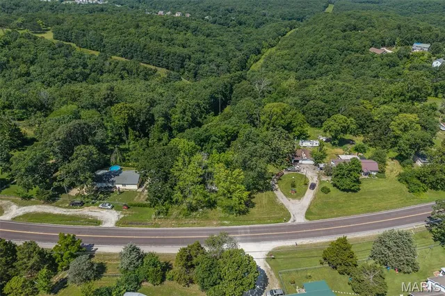 $30,000 | 21409 Highway 28, Dixon, MO 65459