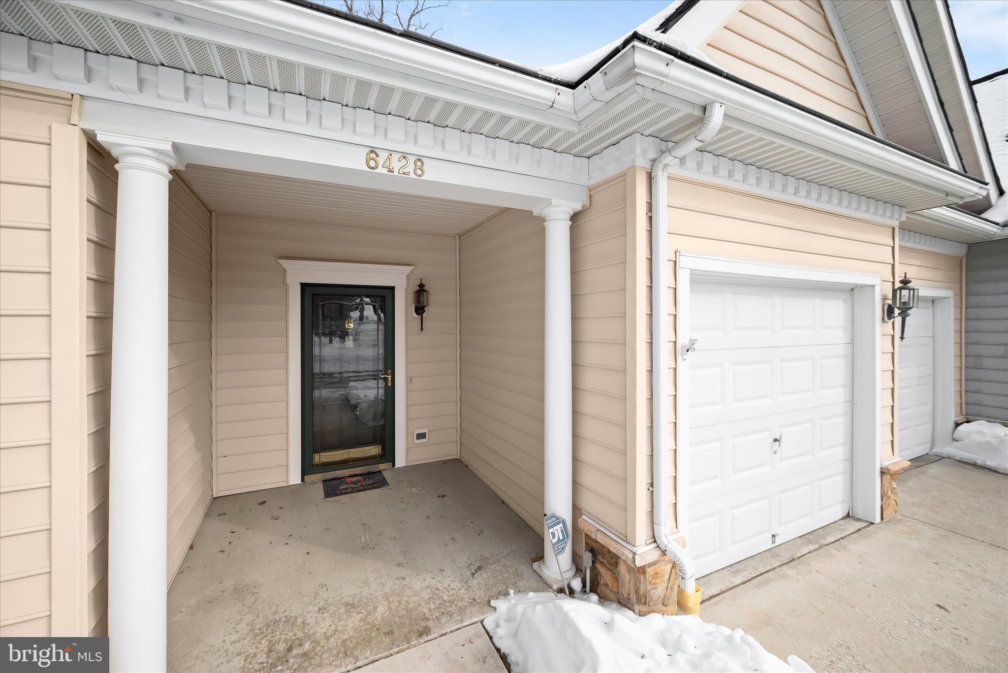 6428 Hickory Overlook, Unit 71 Columbia, MD 21044 - Photo 2 of 63 Covered Front Porch