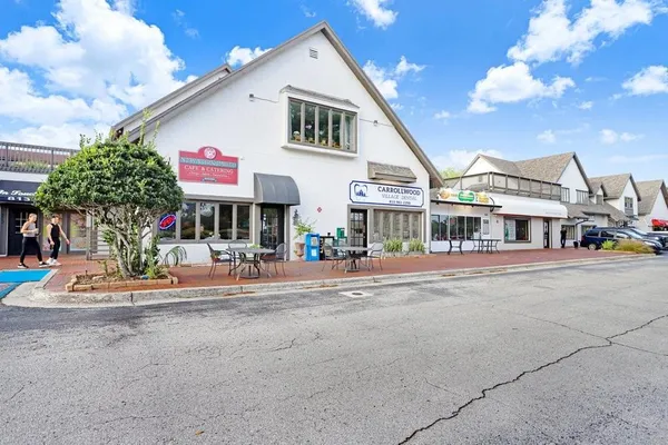 $150,000 | 13602 South Village Drive, Unit 1205, Tampa, FL 33618