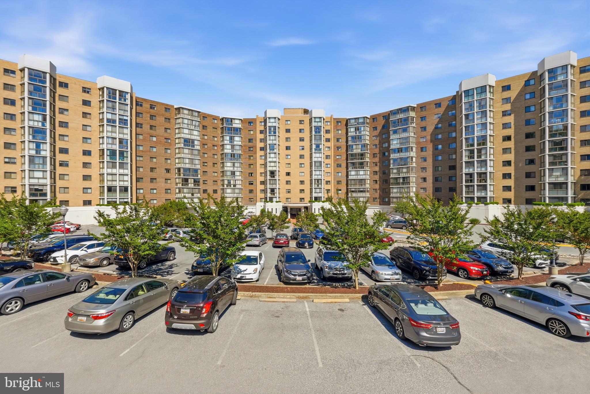 15100 Interlachen Drive, Unit 4206 Silver Spring, MD 20906 - Photo 5 of 19