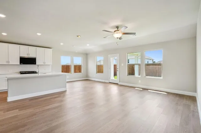 $2,400 | 2212 Dunbar Drive, Sherman, TX 75092