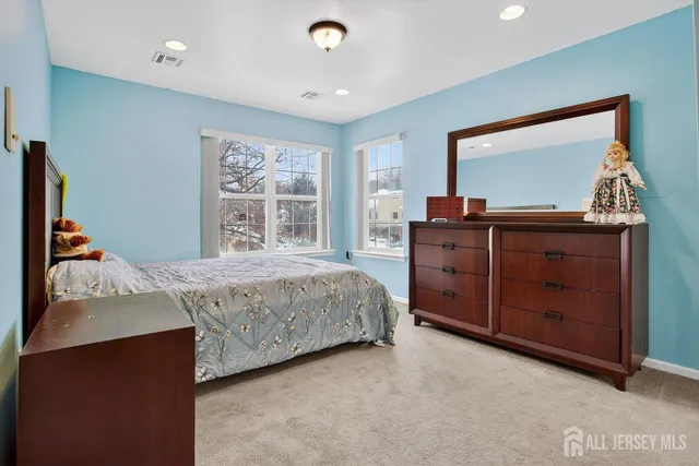 $731,000 | 100 Ashford Drive, Plainsboro, NJ 08536