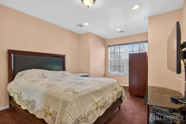 $731,000 | 100 Ashford Drive, Plainsboro, NJ 08536