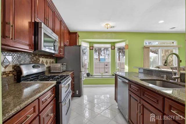 $731,000 | 100 Ashford Drive, Plainsboro, NJ 08536