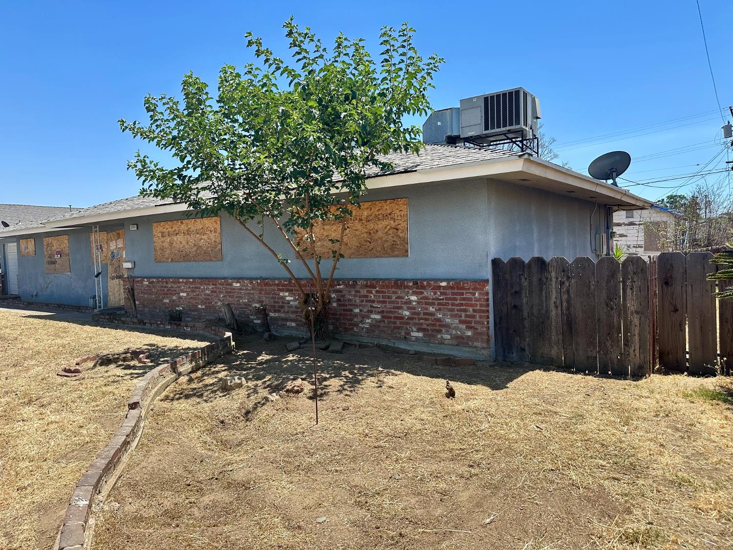 2153 Knowles Street Selma, CA 93662 - Photo 18 of 20
