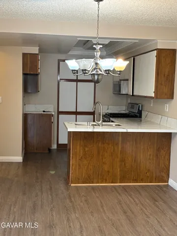 $2,150 | 44466 15th Street East, Unit 14, Lancaster, CA 93535