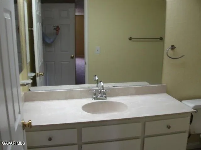 $2,150 | 44466 15th Street East, Unit 14, Lancaster, CA 93535